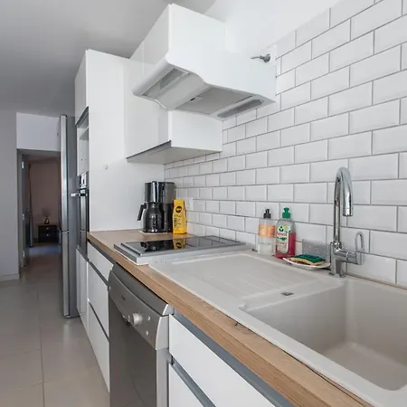 Le Belier 2Nd Etage Avec Balcon Au Centre Ville D'Embrun Buitenkant foto