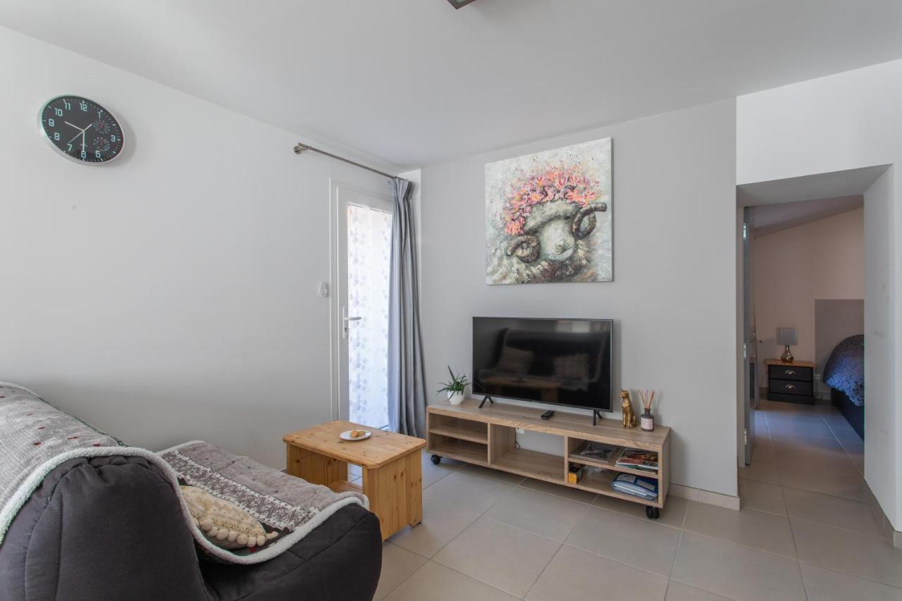 Le Bélier 2nd étage Avec Balcon Au Centre D'embrun Appartement